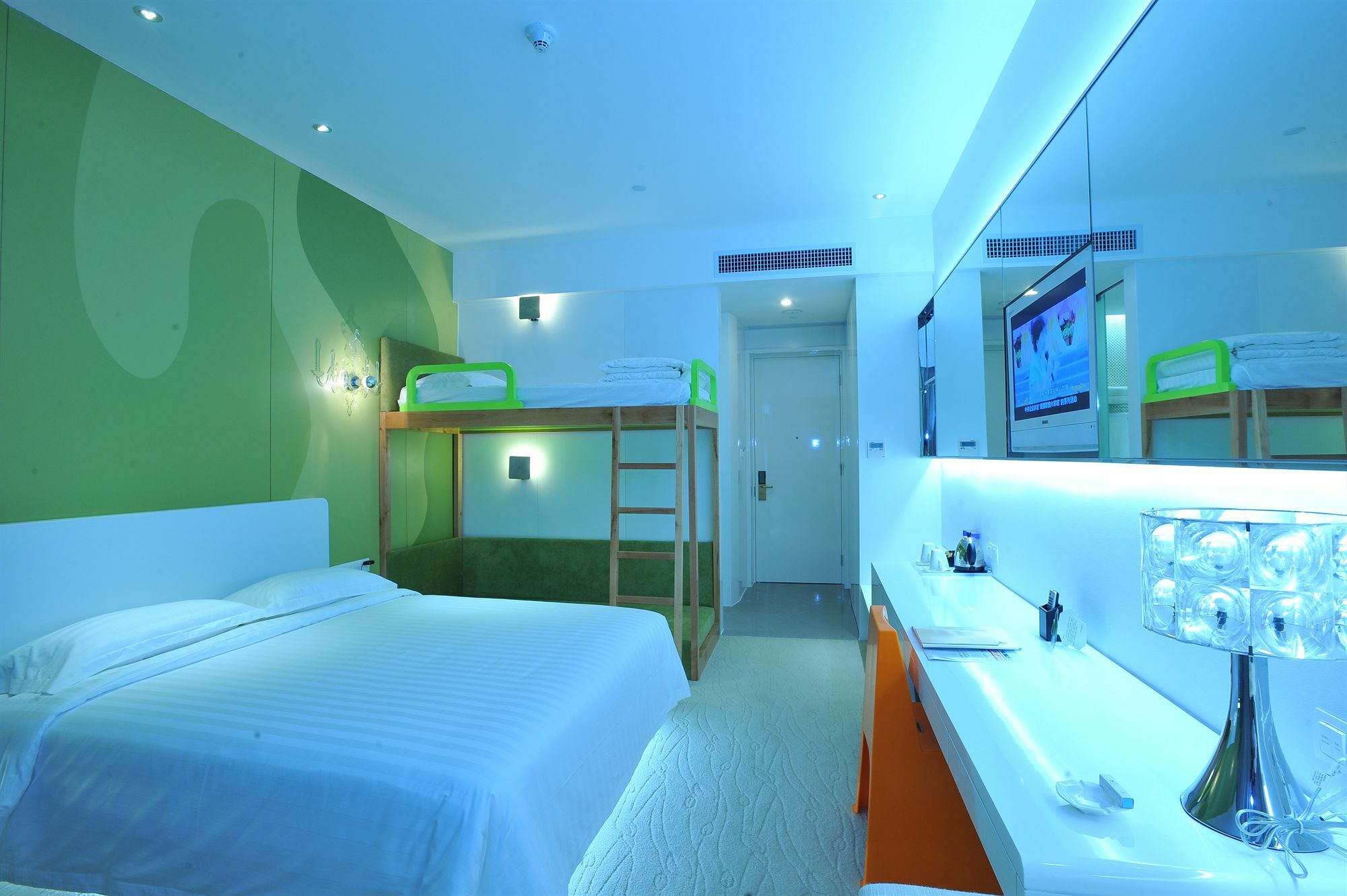 Otique Aqua Hotel Shenzhen Eksteriør billede